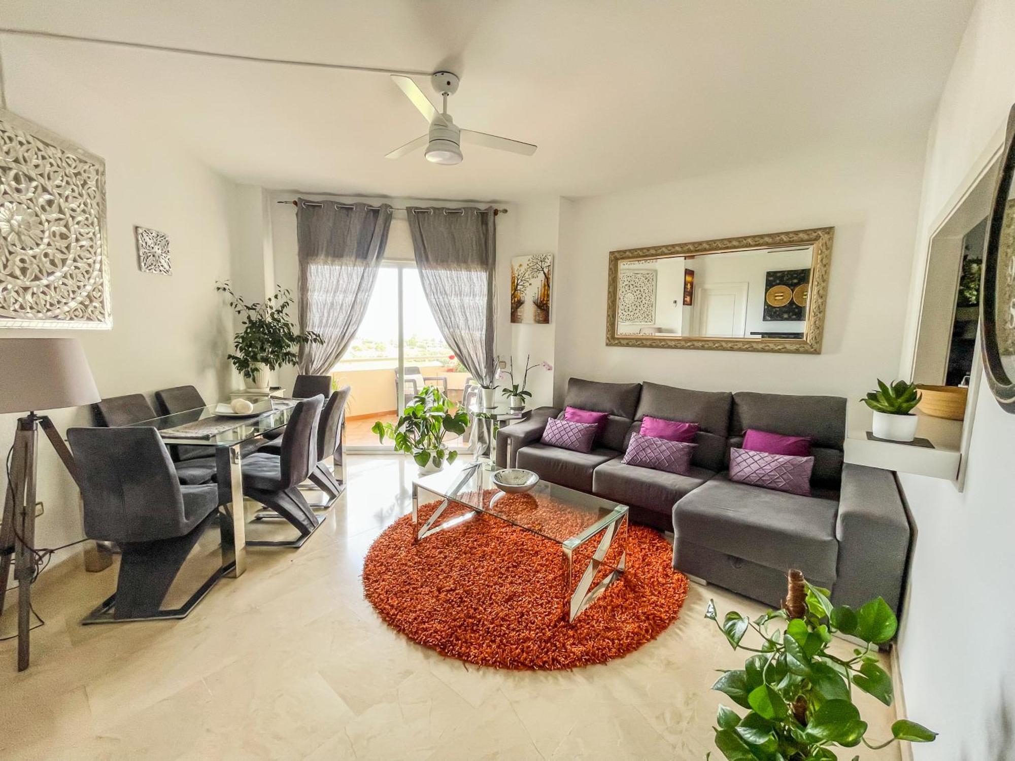 Modern Apartment With Terrace - 2 Min From The Beach Естепона Екстериор снимка